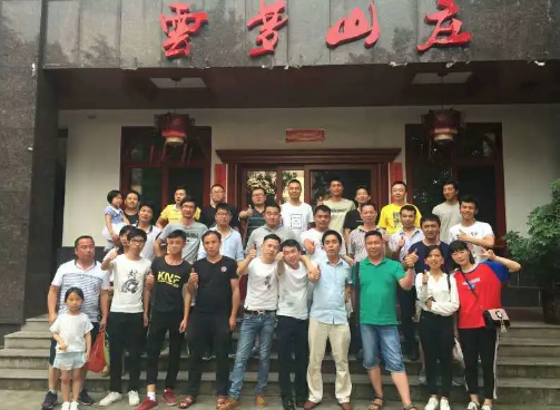 創(chuàng)新效率在立方⑥|數(shù)碼設備工程部：一腔熱勇哲嘲，傾力檢修為生產(chǎn)！